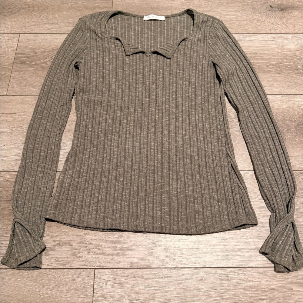 Ces Femme Ribbed Long Sleeve Top
